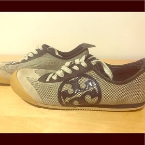 Tori Burch Sneaker